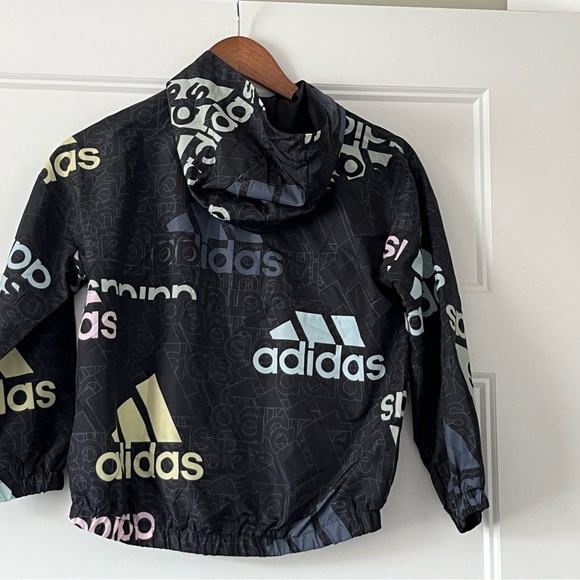 KIDS' WINDBREAKER POPOVER PULLOVER IN BLACK MULTI 7/8 - Picture 6 of 9
